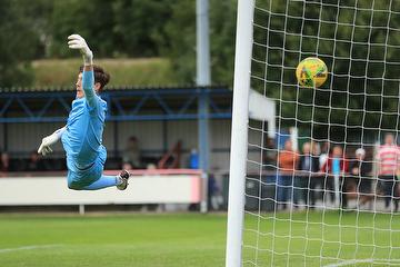 Fabio Saraiva's outrageous free kick leaves Hornchurch keeper Noah Phillips flailing.